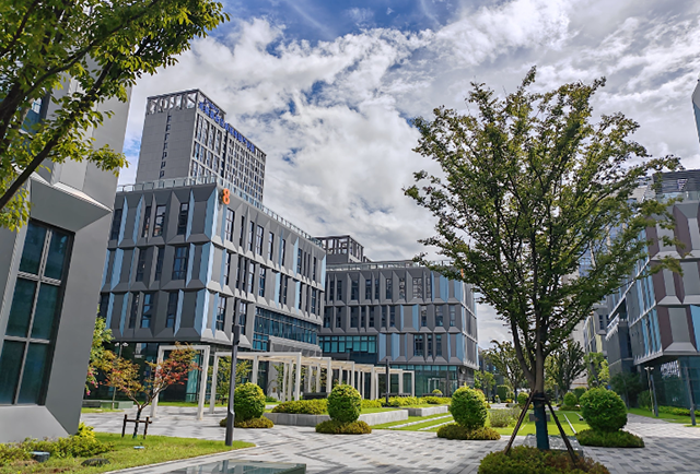 陕西工业地产投资新蓝海——新能源产业园区崛起